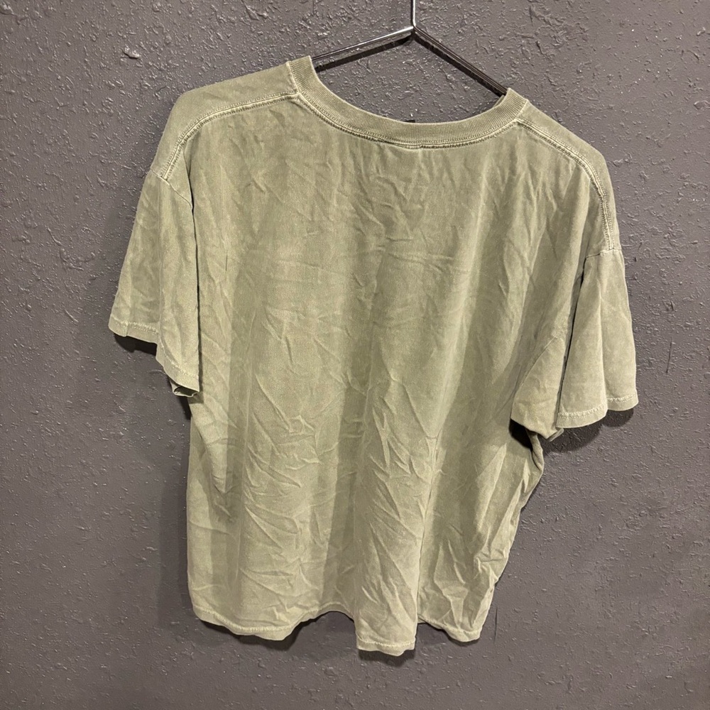 Yellowstone National Park Olive Green T-Shirt - Picture 4 of 4